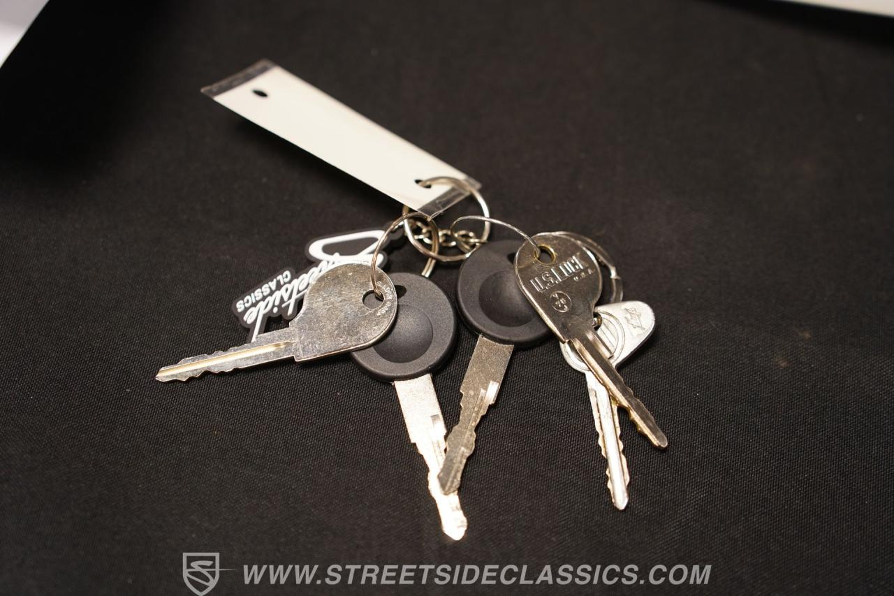 1970 Volkswagen Karmann Ghia Convertible