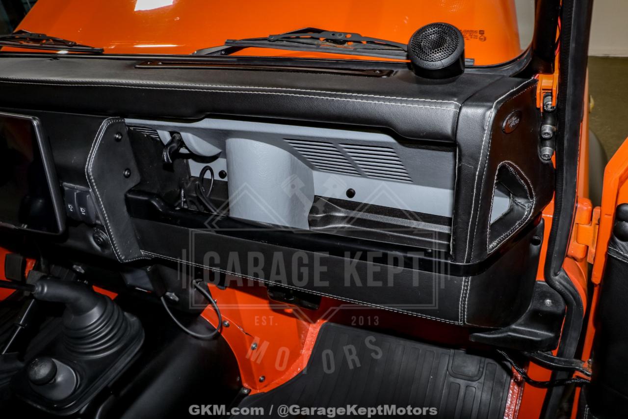 1993 Land Rover Defender