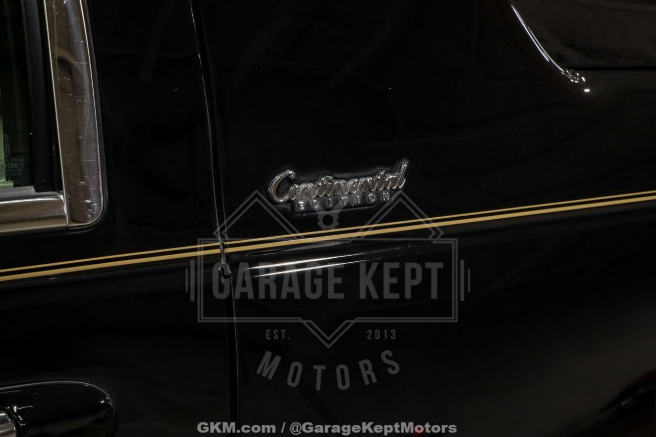 2010 Lincoln Town Car