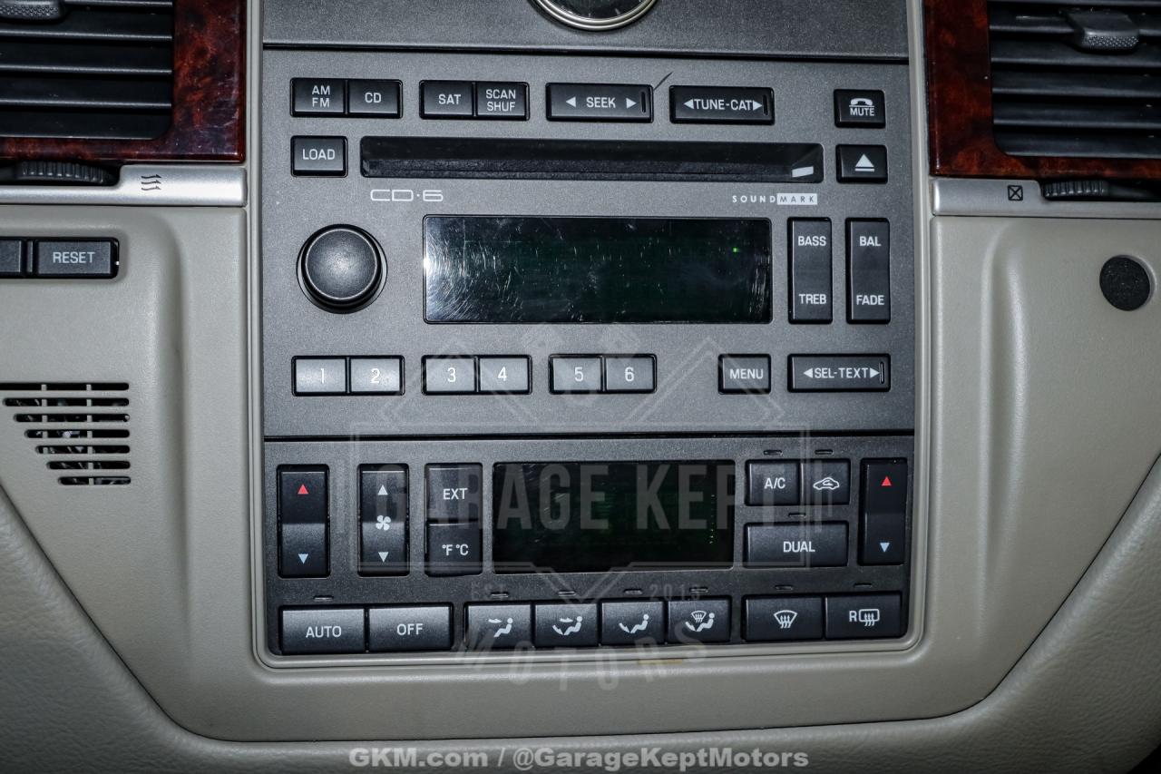 2010 Lincoln Town Car