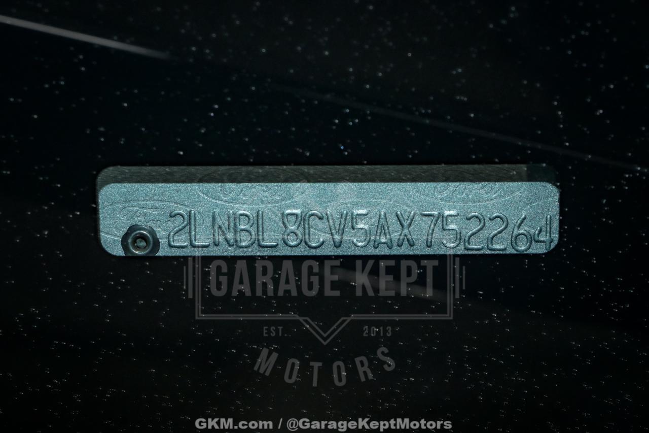 2010 Lincoln Town Car