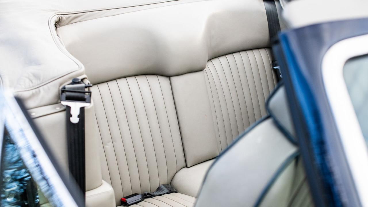 1987 Aston Martin V8 Volante