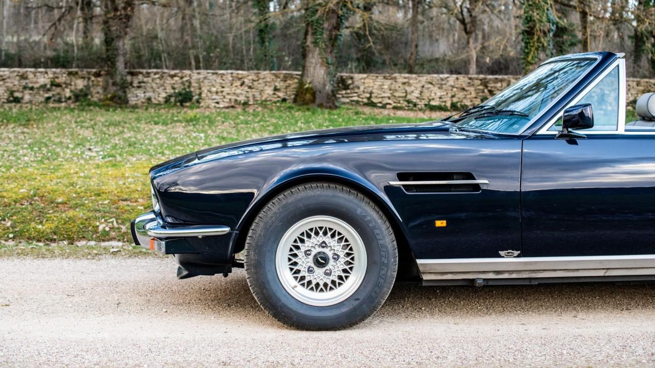 1987 Aston Martin V8 Volante