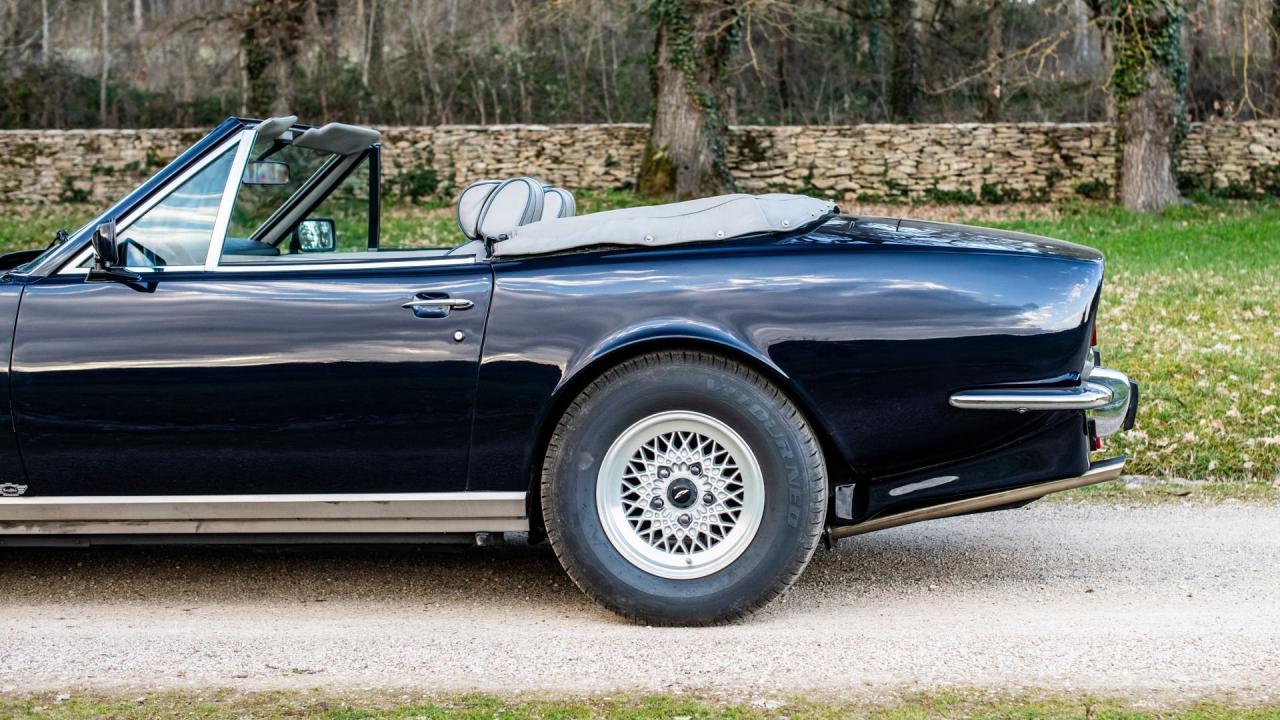 1987 Aston Martin V8 Volante