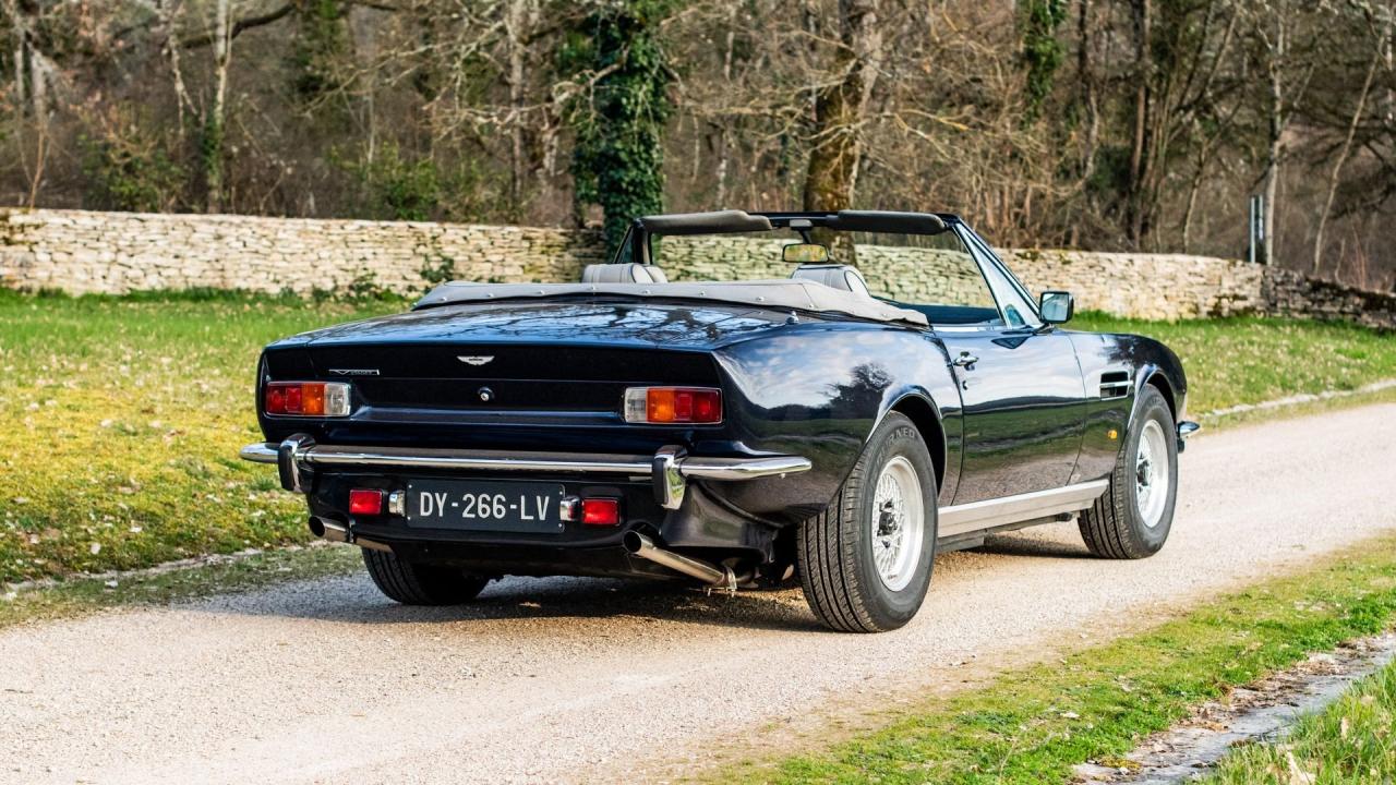 1987 Aston Martin V8 Volante