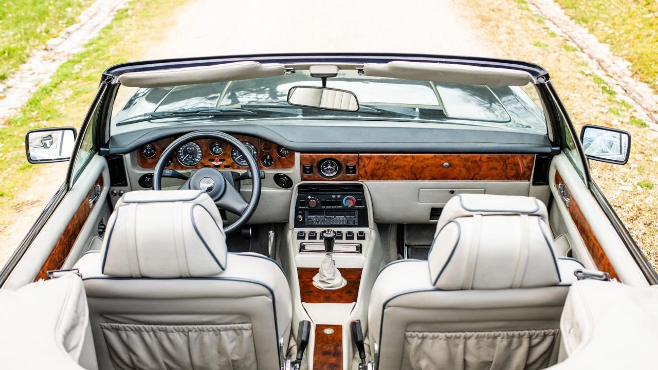 1987 Aston Martin V8 Volante
