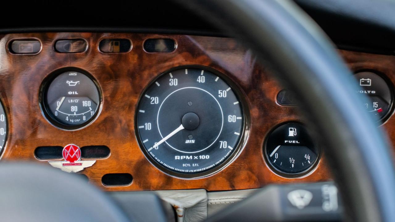 1987 Aston Martin V8 Volante