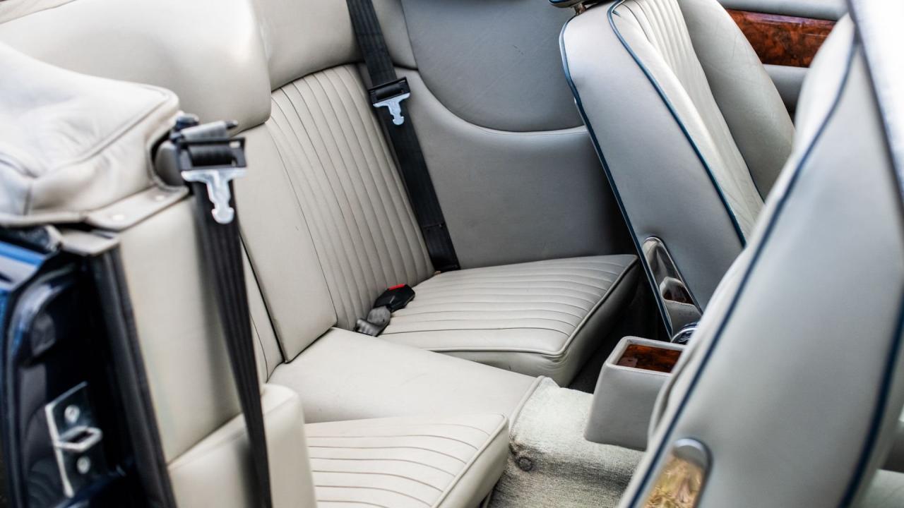 1987 Aston Martin V8 Volante