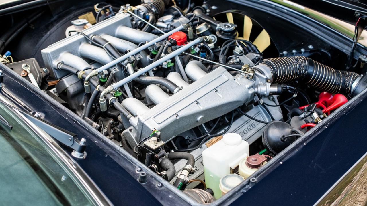 1987 Aston Martin V8 Volante