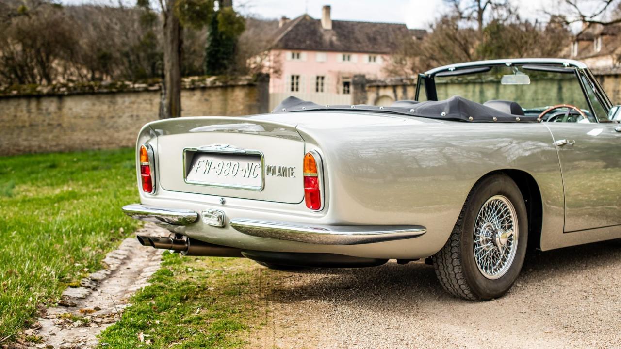 1968 Aston Martin DB6 Volante MKI