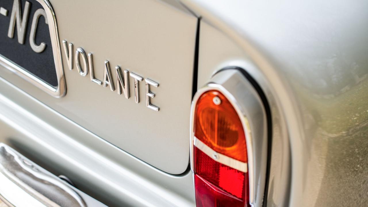 1968 Aston Martin DB6 Volante MKI