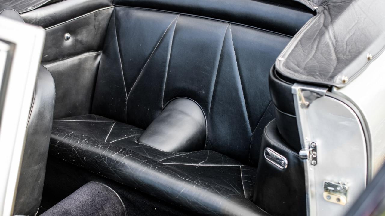 1968 Aston Martin DB6 Volante MKI