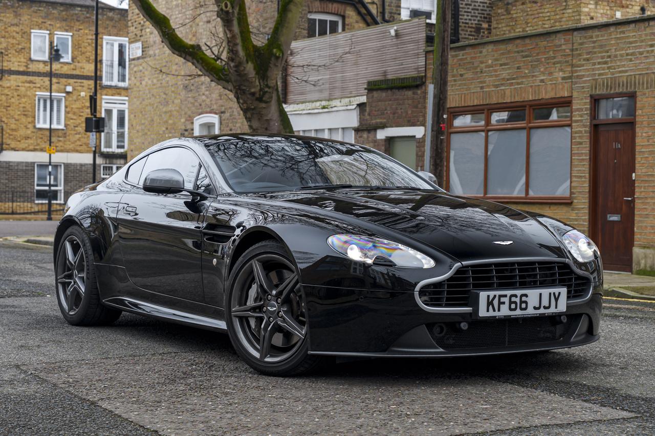 2016 Aston Martin V8 Vantage N430