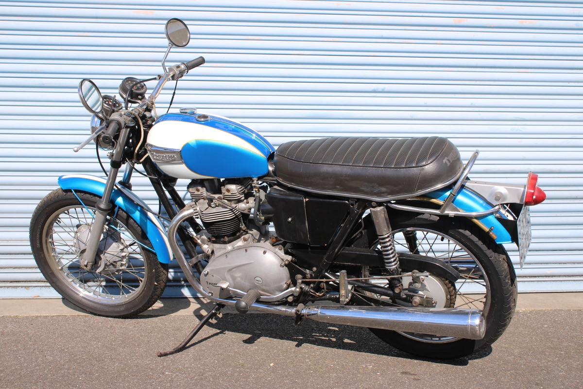 2021 Triumph TR6 R TIGER