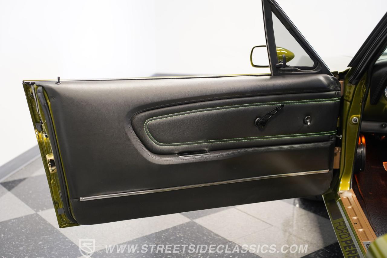 1965 Ford Mustang 2+2 Fastback Restomod