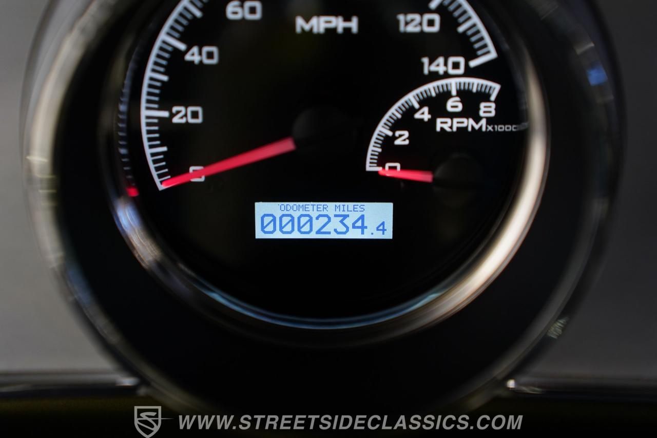 1965 Ford Mustang 2+2 Fastback Restomod