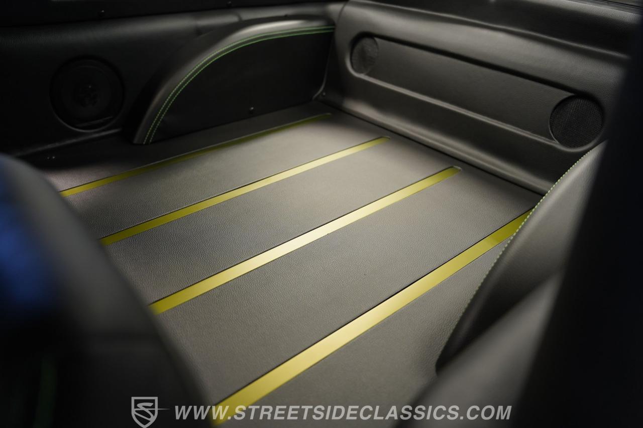 1965 Ford Mustang 2+2 Fastback Restomod