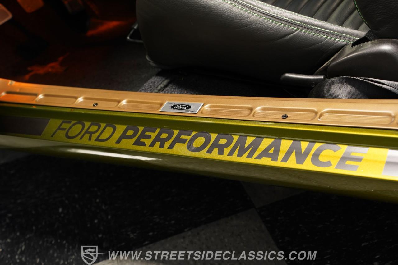 1965 Ford Mustang 2+2 Fastback Restomod