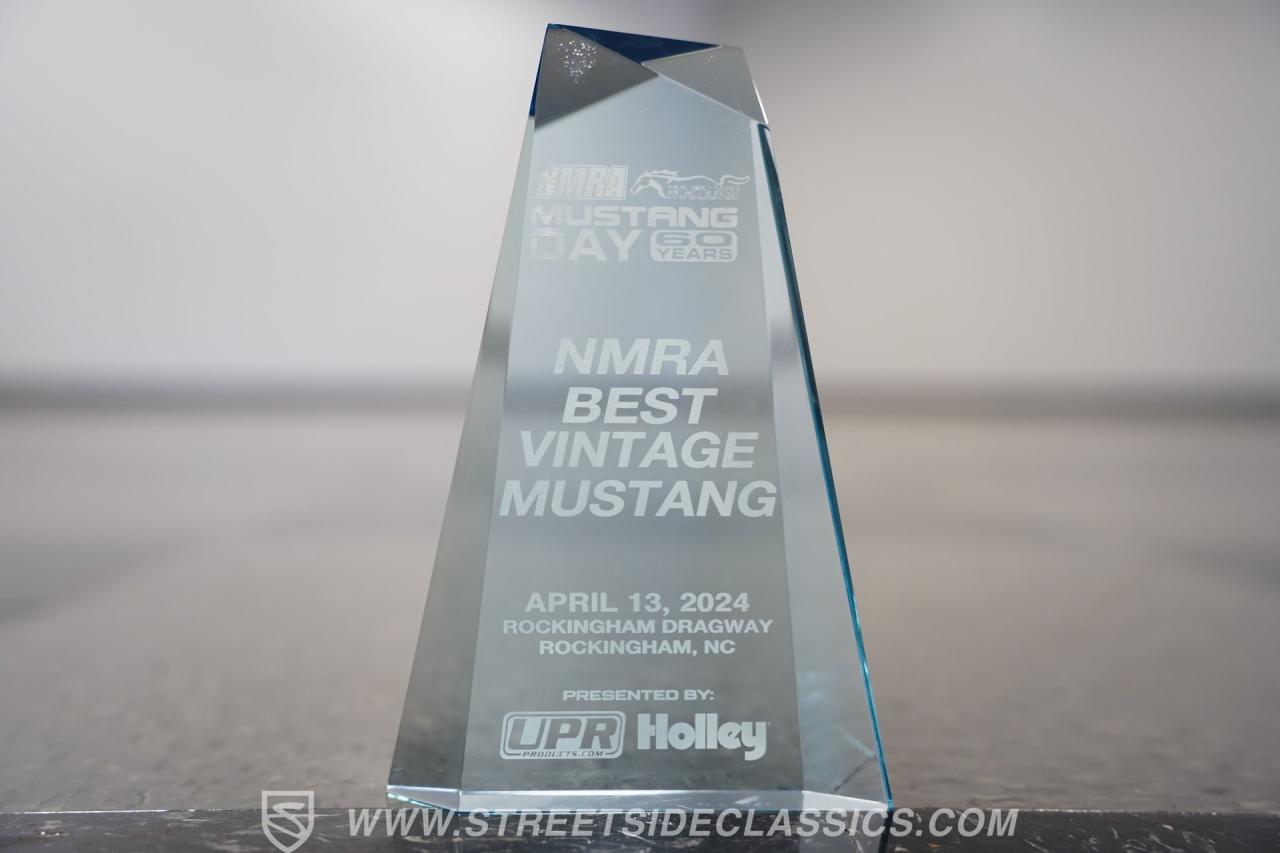 1965 Ford Mustang 2+2 Fastback Restomod