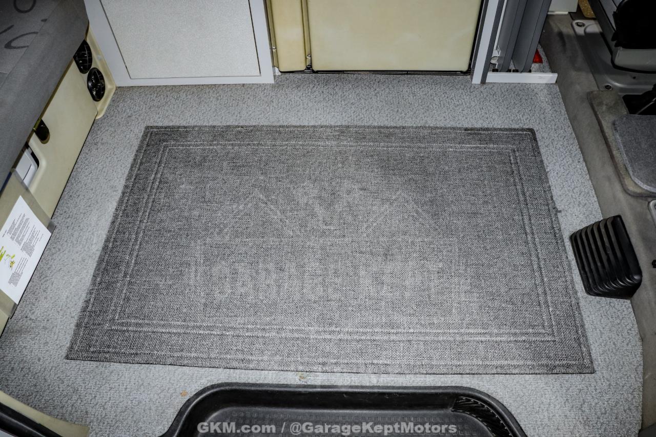 2003 Volkswagen EuroVan