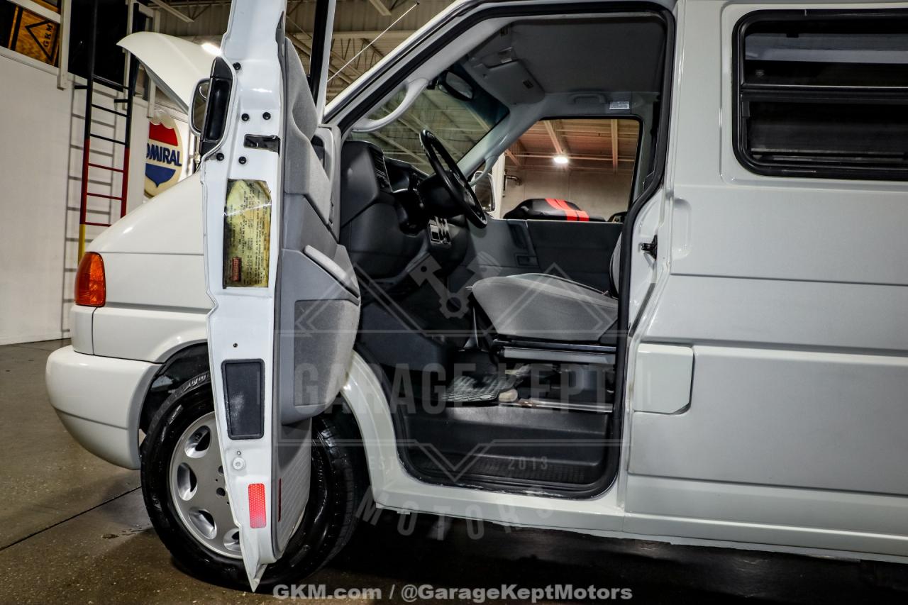 2003 Volkswagen EuroVan