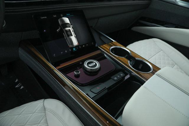 2025 Cadillac Escalade ESV