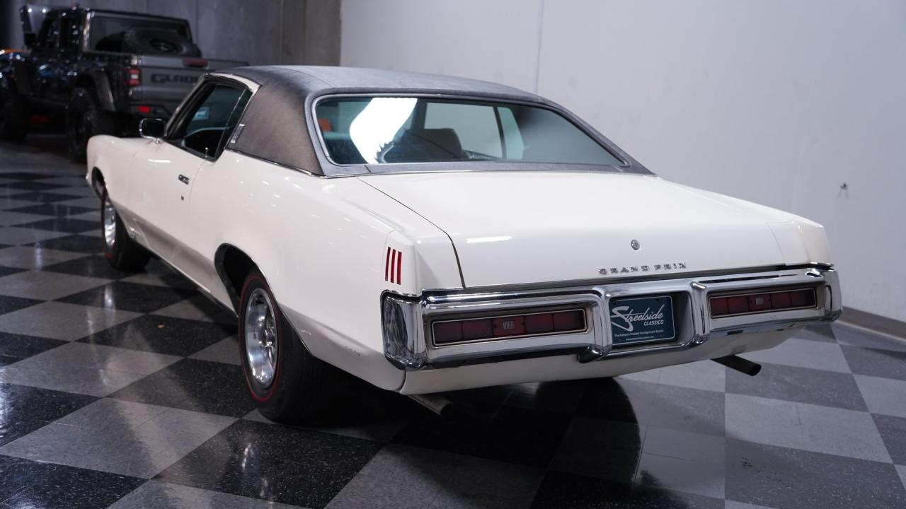 1969 Pontiac Grand Prix Model J