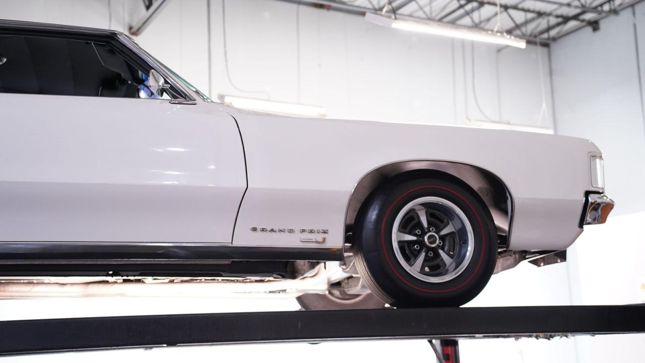 1969 Pontiac Grand Prix Model J