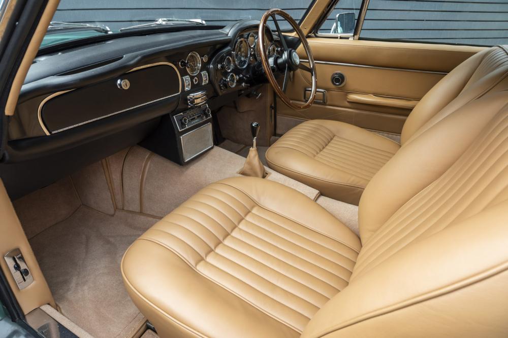 1970 Aston Martin DB6