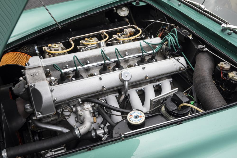 1970 Aston Martin DB6