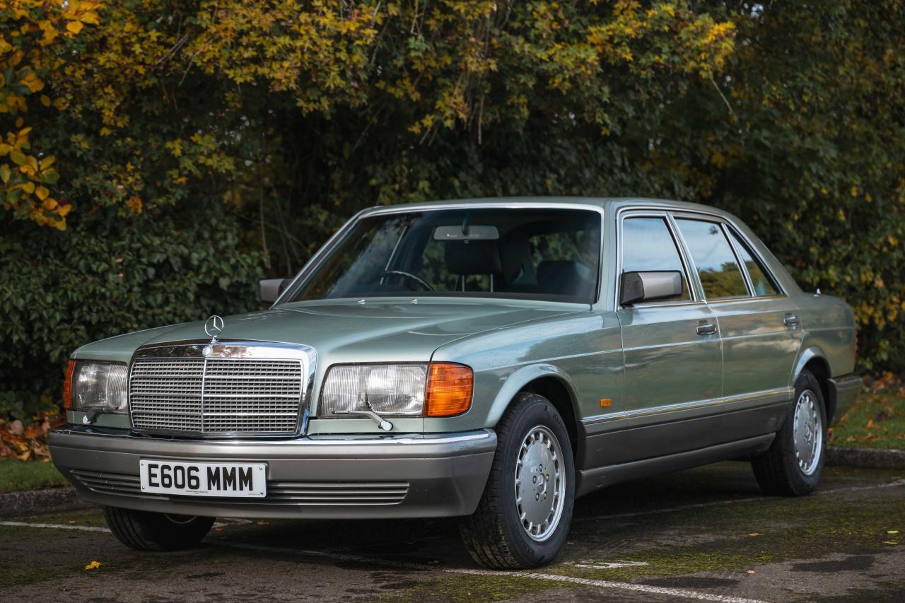 1987 Mercedes - Benz (W126) 560 SEL