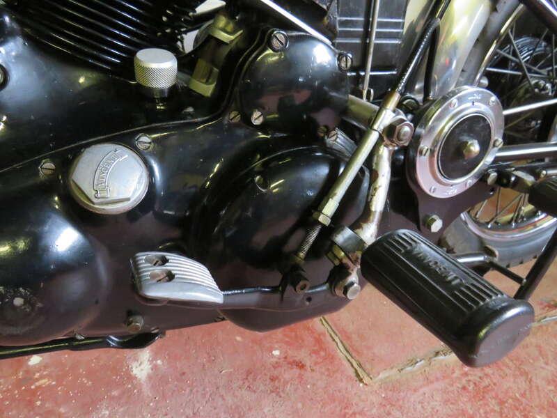 1953 VINCENT SERIES C BLACK SHADOW