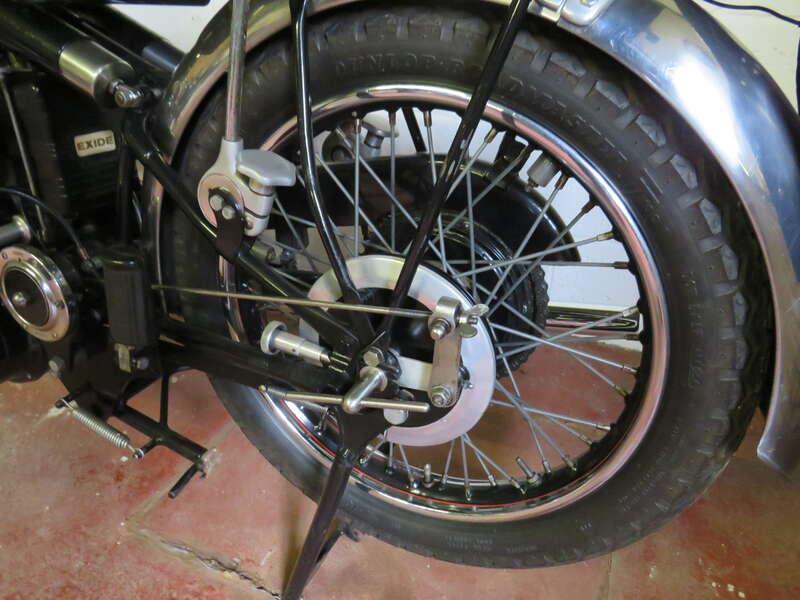 1953 VINCENT SERIES C BLACK SHADOW