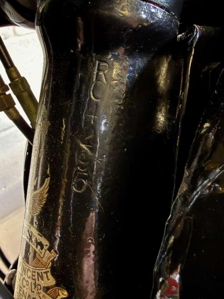 1953 VINCENT SERIES C BLACK SHADOW