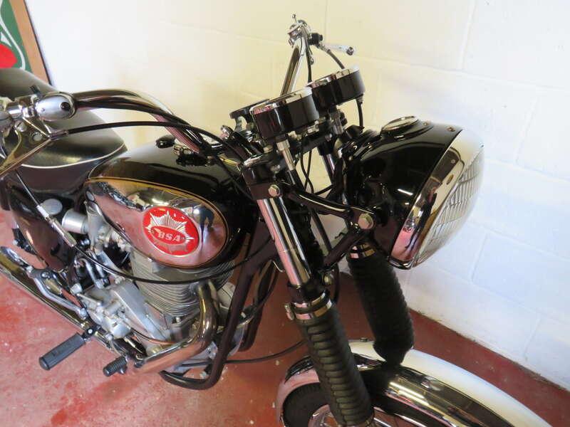 1959 BSA DBD34 GOLD STAR