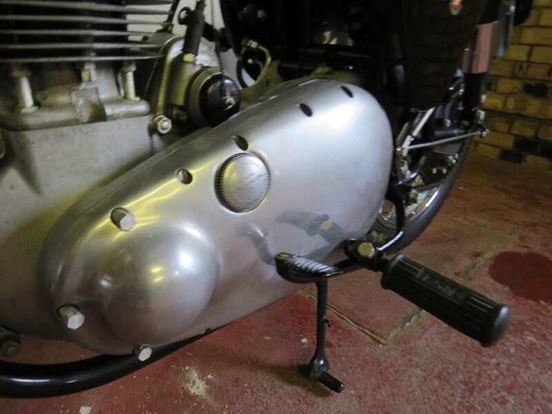 1959 BSA DBD34 GOLD STAR