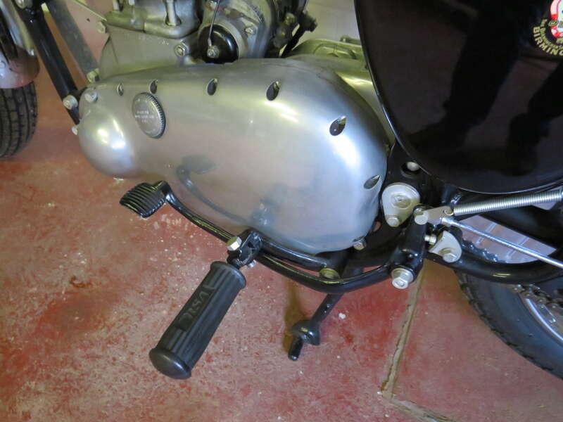 1959 BSA DBD34 GOLD STAR