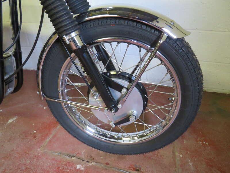 1959 BSA DBD34 GOLD STAR