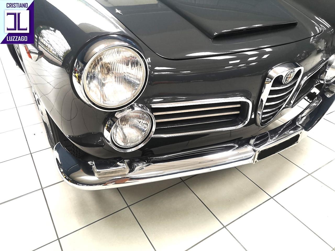 1966 Alfa Romeo 2600 TOURING SPIDER