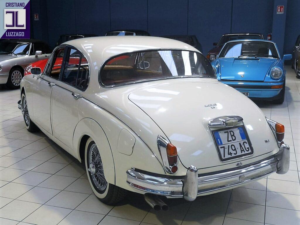 1963 Jaguar MK2 3.800