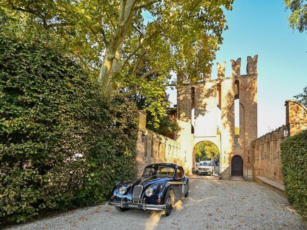 1956 Jaguar XK 140 FHC