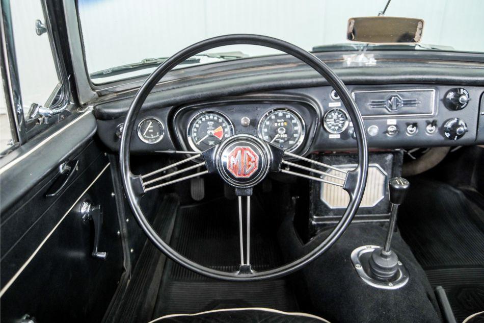 1965 MG B MGB 1.8 overdrive spaakwielen
