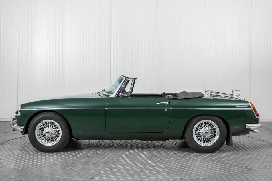 1965 MG B MGB 1.8 overdrive spaakwielen