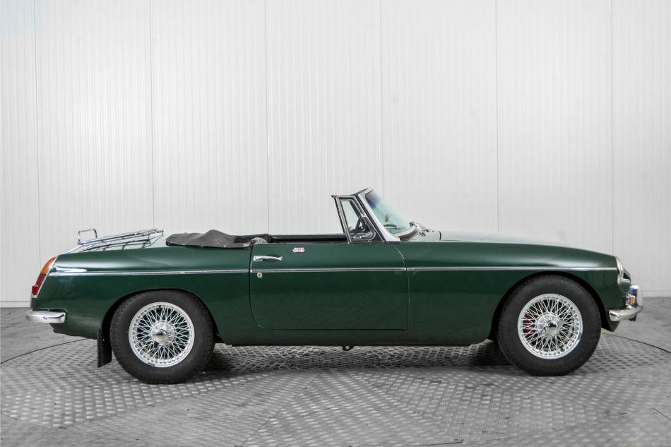 1965 MG B MGB 1.8 overdrive spaakwielen