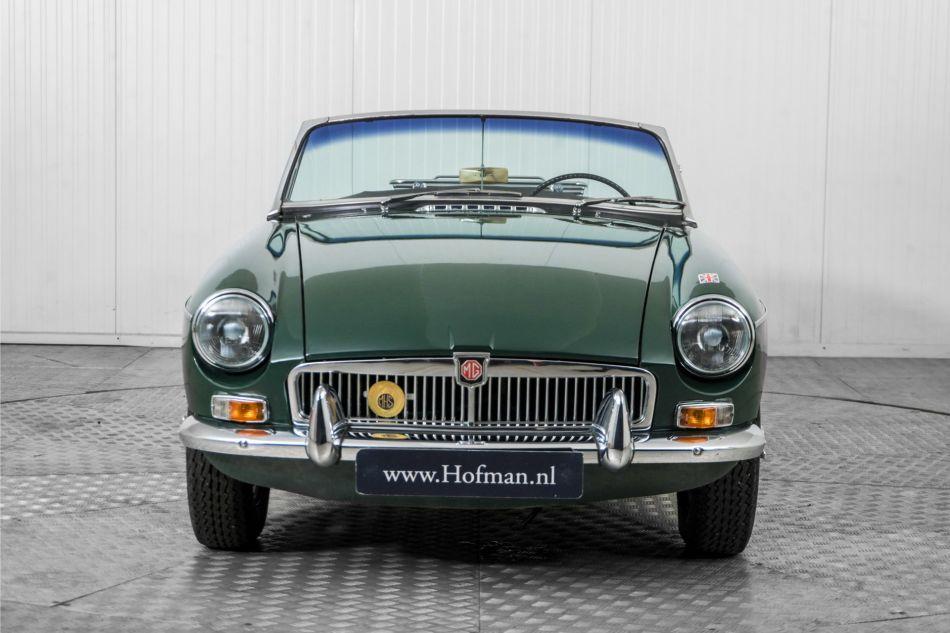 1965 MG B MGB 1.8 overdrive spaakwielen