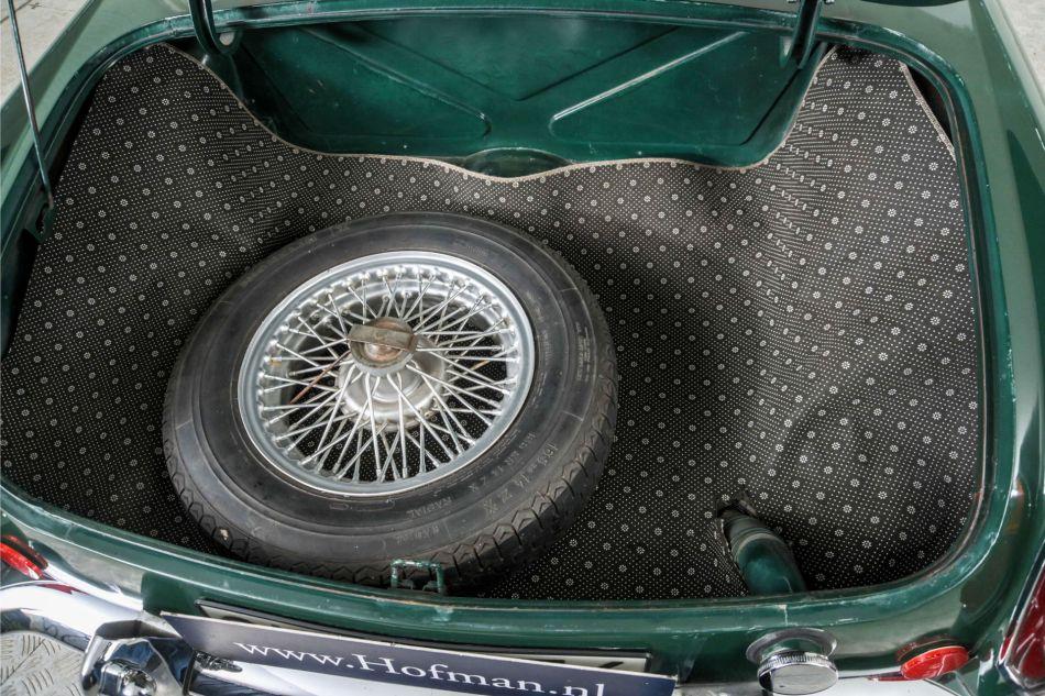 1965 MG B MGB 1.8 overdrive spaakwielen