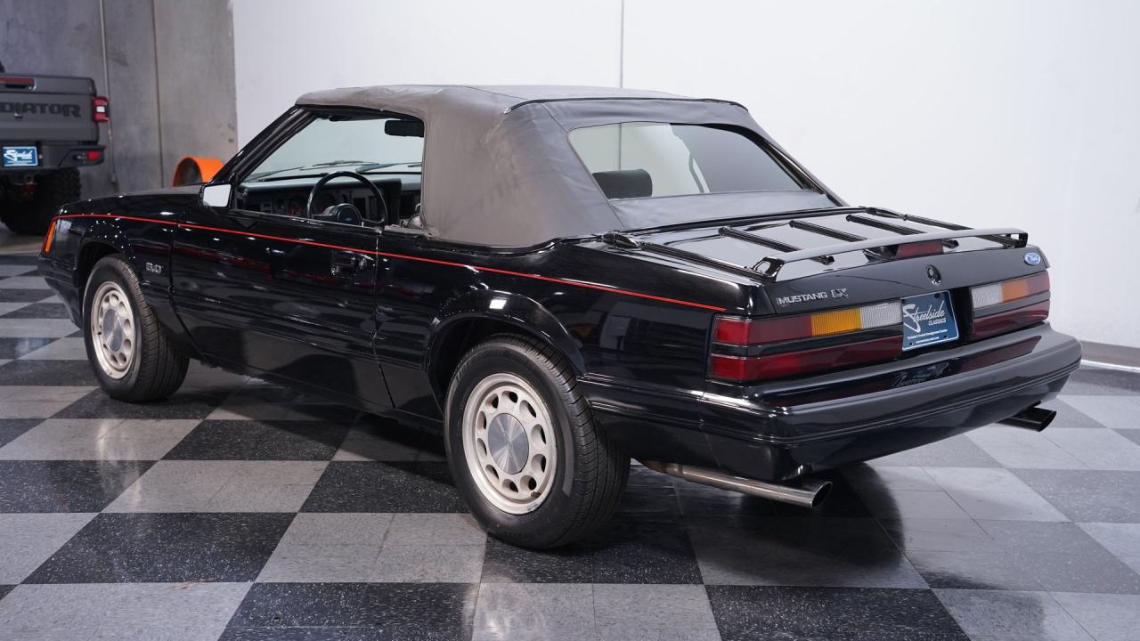 1986 Ford Mustang LX Convertible
