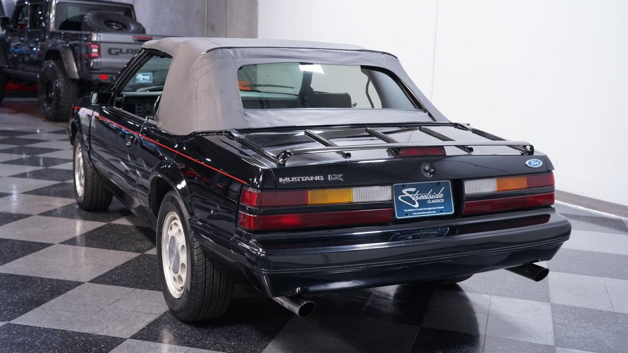 1986 Ford Mustang LX Convertible