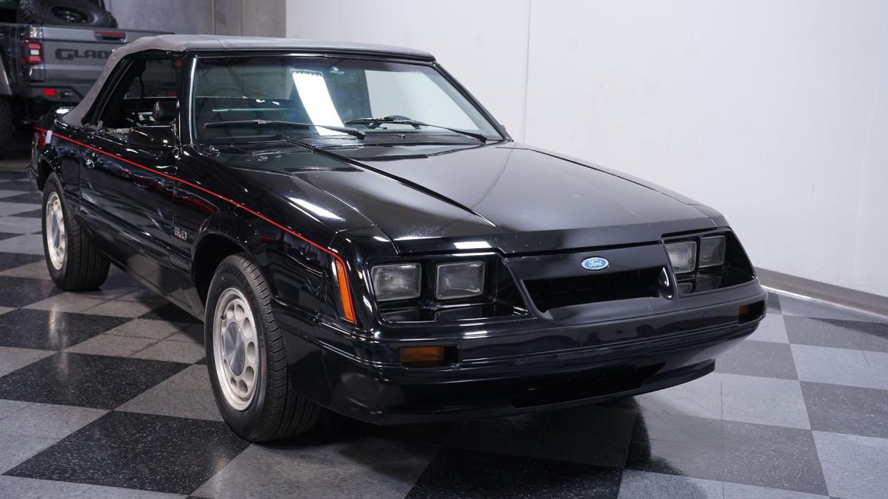 1986 Ford Mustang LX Convertible