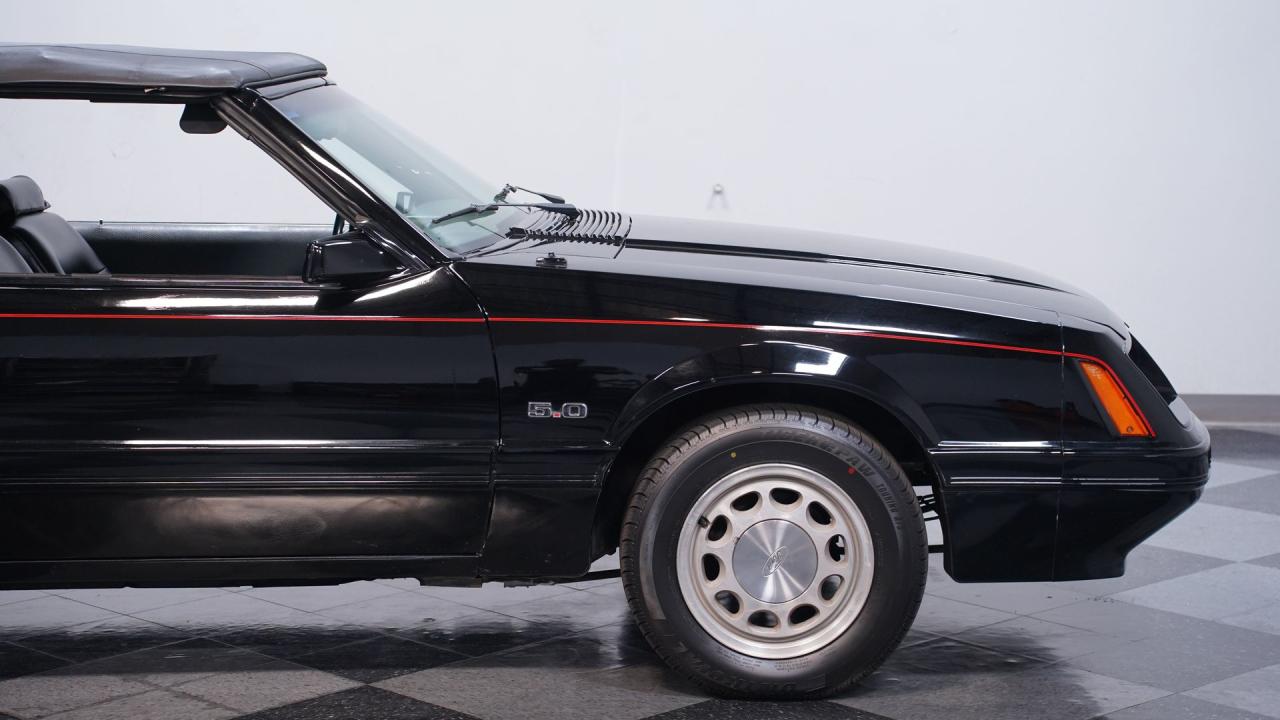 1986 Ford Mustang LX Convertible